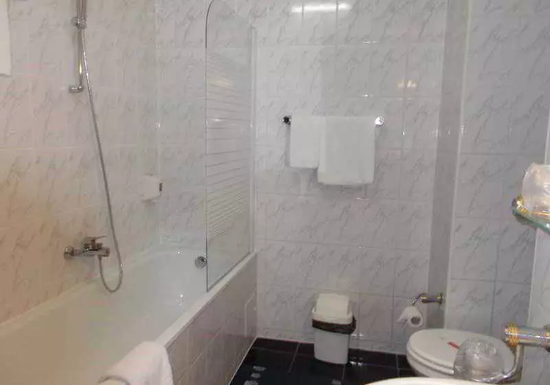 Fotos del hotel Reghina:  9