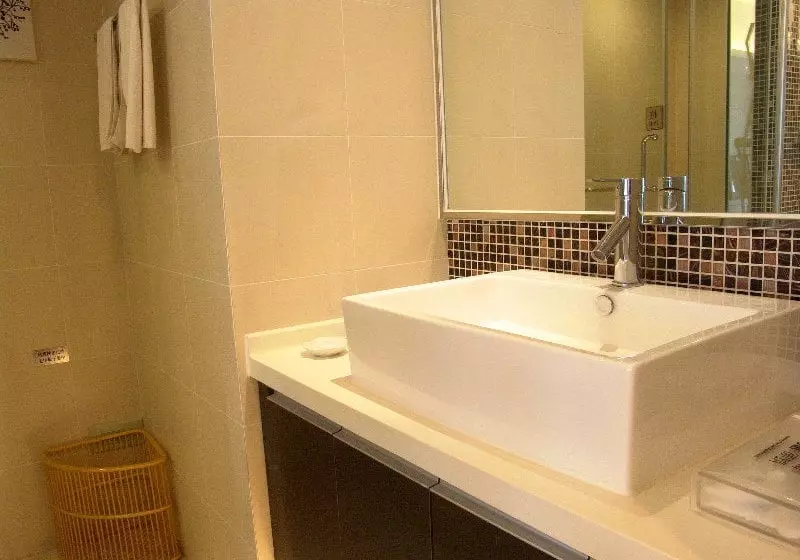 Fotos del hotel Lasony Serviced Apartment:  3