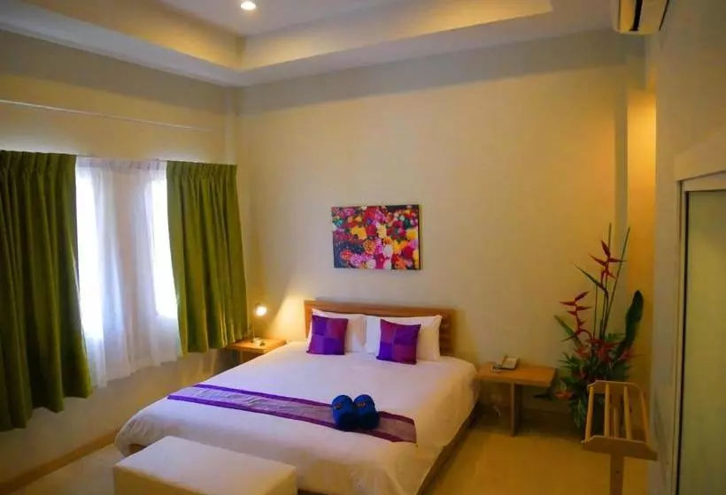 Fotos del hotel Simply Resort:  11