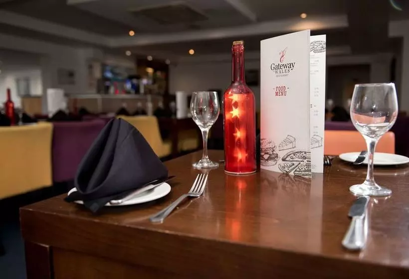 Fotos del hotel Gateway to Wales Hotel & Leisure Club:  12