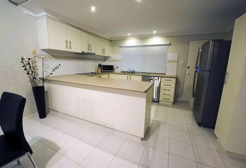 Fotos del hotel Costa Royale Trinity Beach:  2