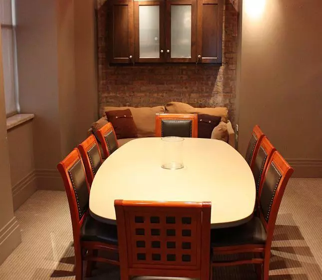 Fotos del hotel Dewitt Hotel & Suites:  3