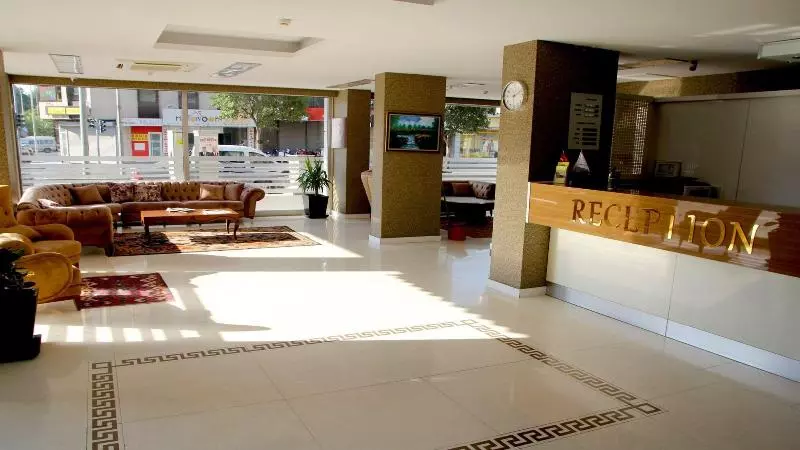 Fotos del hotel Megapole:  8