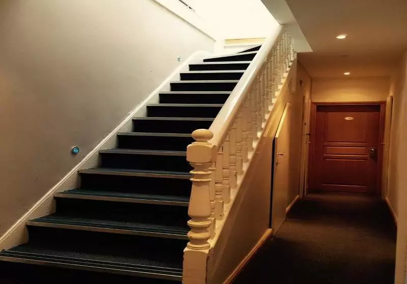 Fotos del hotel Nox S  West End Lane I:  2