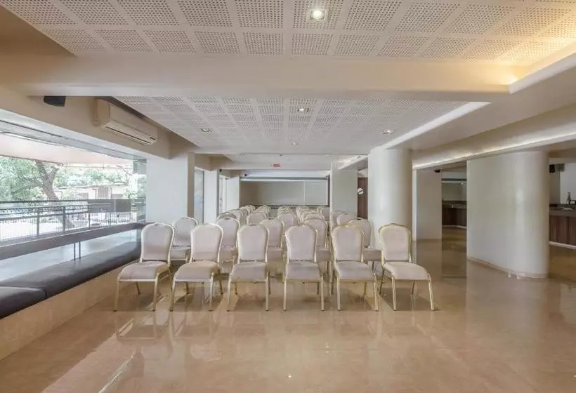 Fotos del hotel Maharaja:  8