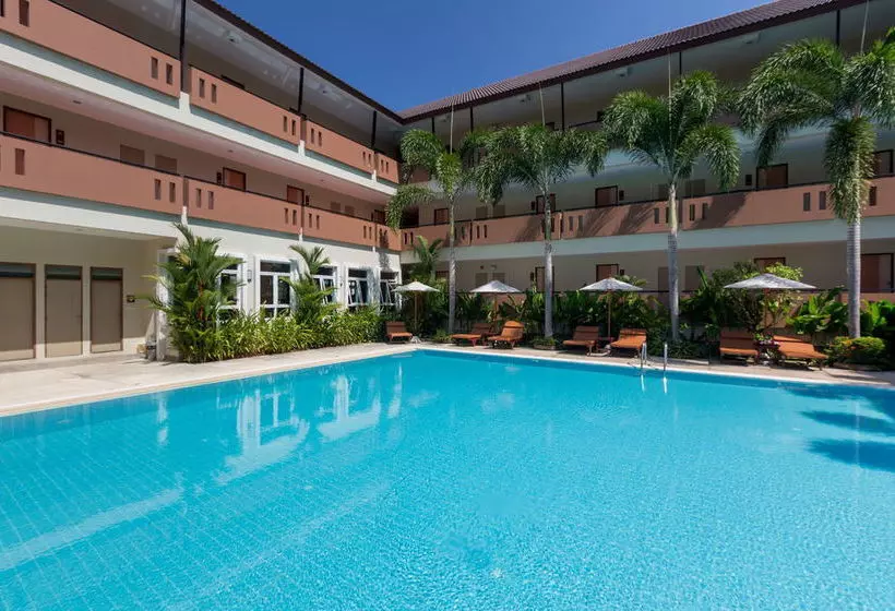 Fotos del hotel Chaiyapruek Suites:  16