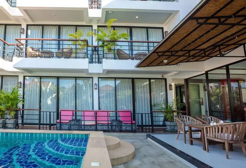 Fotos del hotel Miracle House:  16