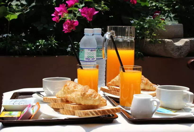 Fotos del hotel Victor Guesthouse:  24