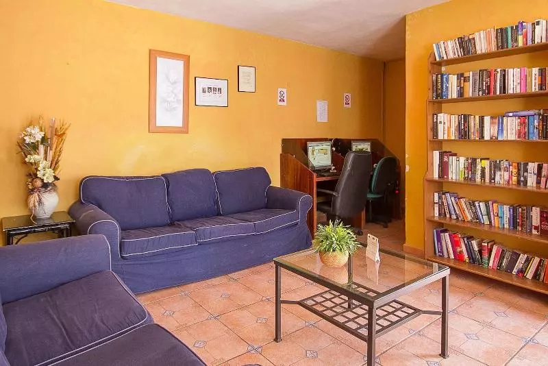 Fotos del hotel Los Claveles:  2