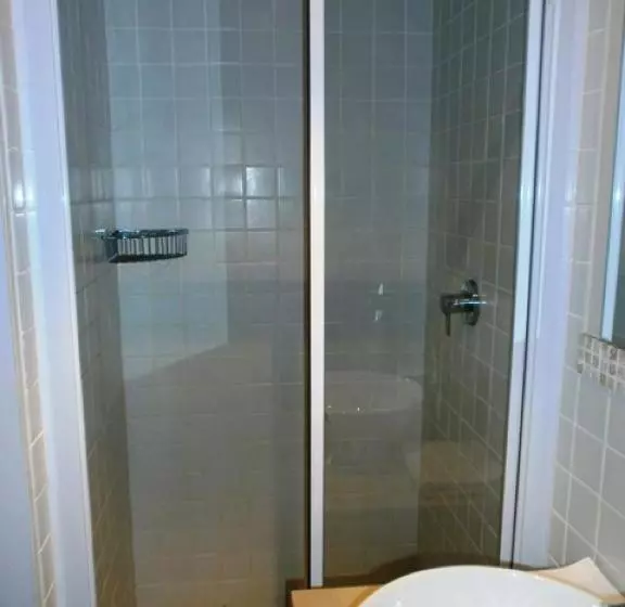 Fotos del hotel Glaston House 206 Apartment:  10