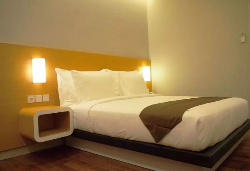 Fotos del hotel Citihub Majesty @ Kuta:  11