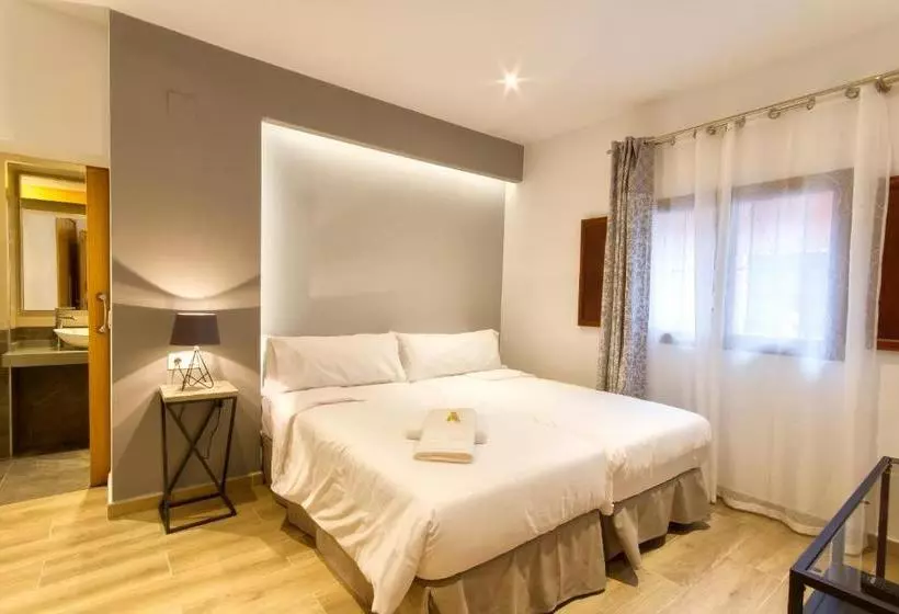 Fotos del hotel Lucero 12 Marbella Hostal Boutique:  16