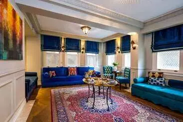 Hagia Sofia Mansions Istanbul, Curio Collection By Hilton