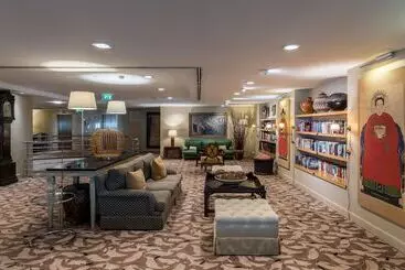 Royal Savoy  Ocean Resort  Savoy Signature