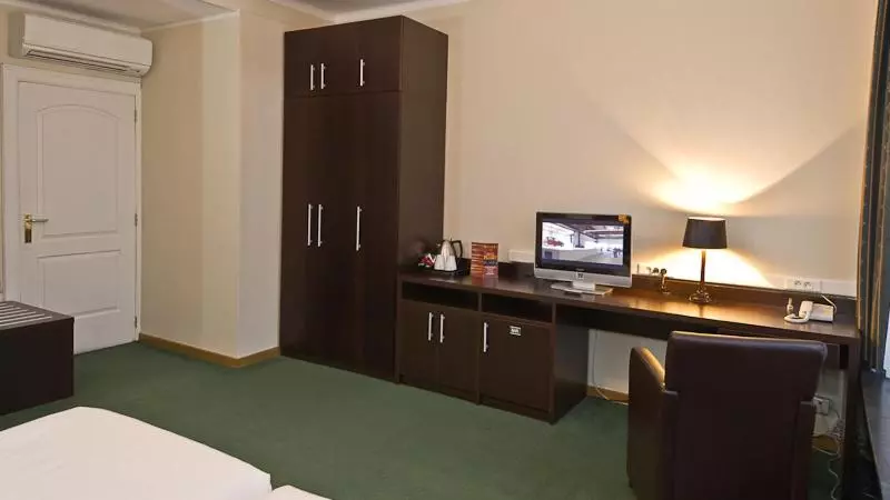 Fotos del hotel Plasky:  9