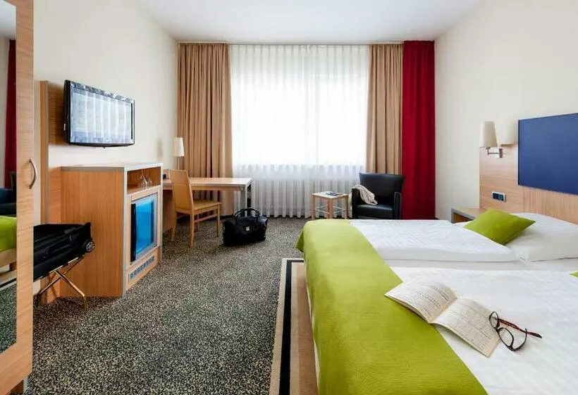 Fotos del hotel Ibis Styles Berlin An Der Oper:  2