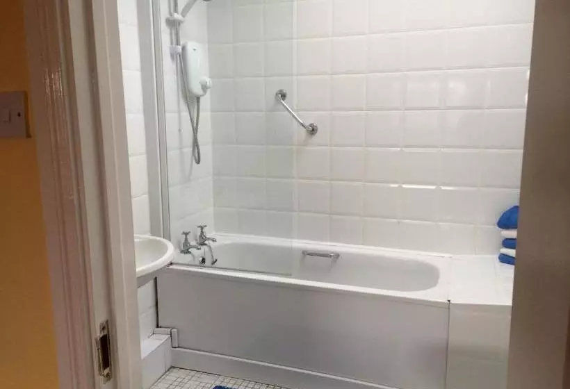 Fotos del hotel Glenmore House:  8