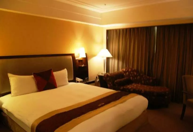 Fotos del hotel Nisus:  2