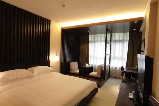 Fotos del hotel Le View Seasons Suites:  2