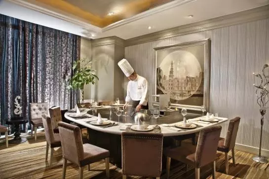 Fotos del hotel Yalong International:  3