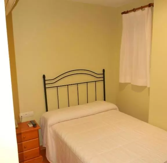 Fotos del hotel Hostal Donaire:  13