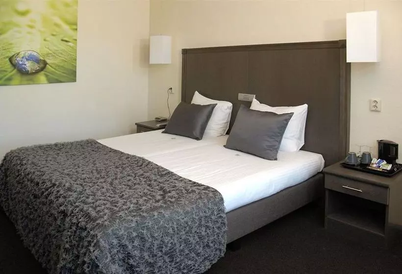 Fotos del hotel Sparks Hostel:  5