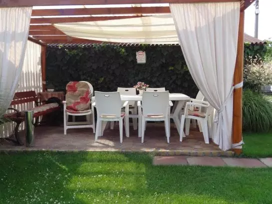 Fotos del hotel Bai Panzió:  4