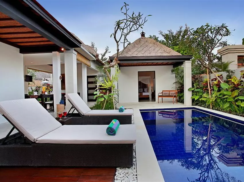 Fotos del hotel Villa Biru:  3