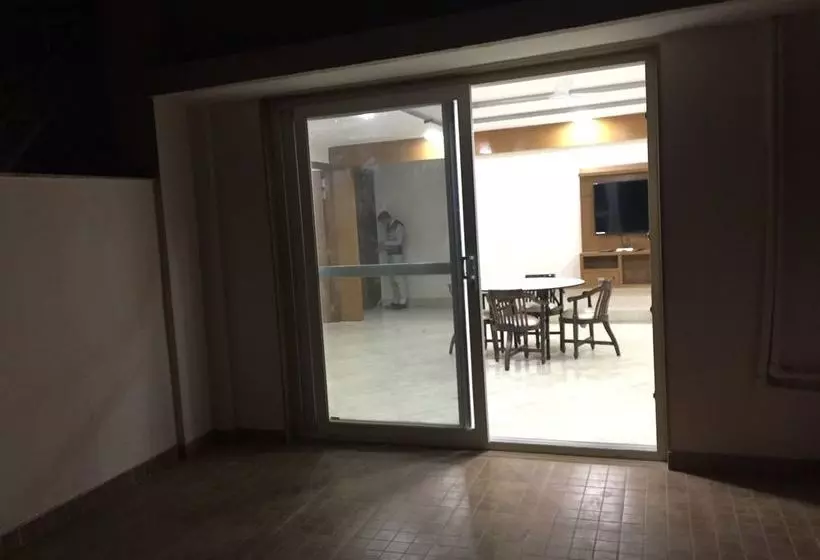 Fotos del hotel Bawa Residency:  8