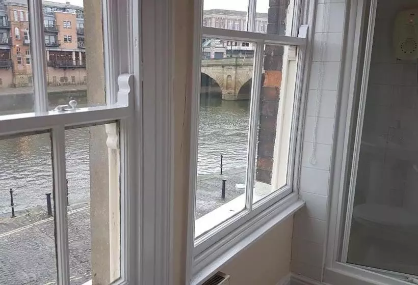 Fotos del hotel Lil's On The Waterfront:  15