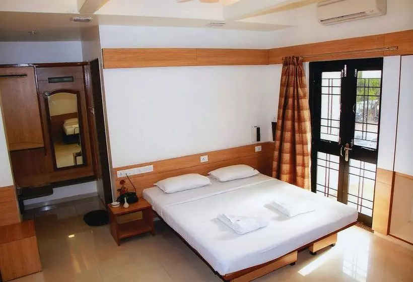 Fotos del hotel Fabhotel Ashiyana:  9