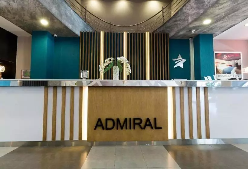 Fotos del hotel Admiral Arena Garni:  3