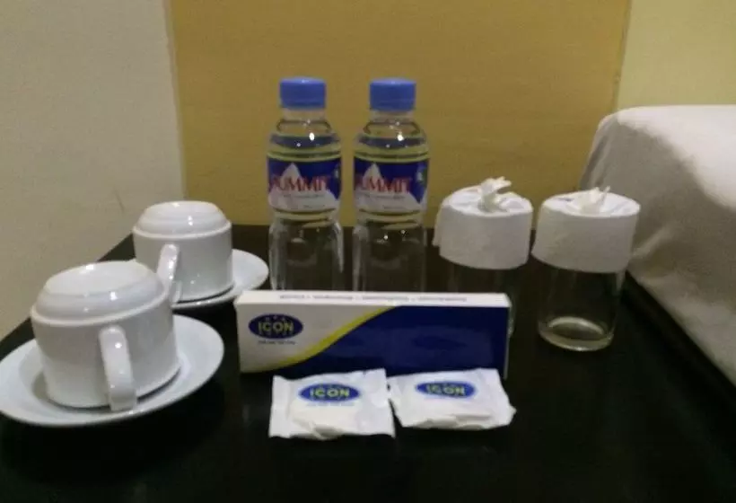 Fotos del hotel Icon Hotel Timog:  5