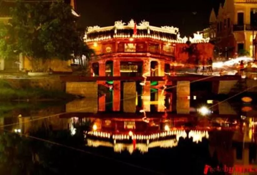 Fotos del hotel Oasis Riverside Hotel:  3