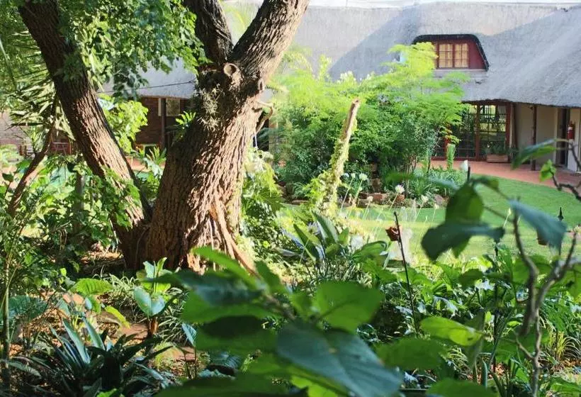 Fotos del hotel Foreigners Friend Guest House:  11
