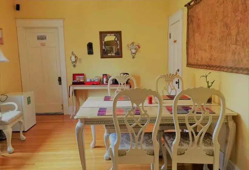 Fotos del hotel Acacia Bed And Breakfast:  10