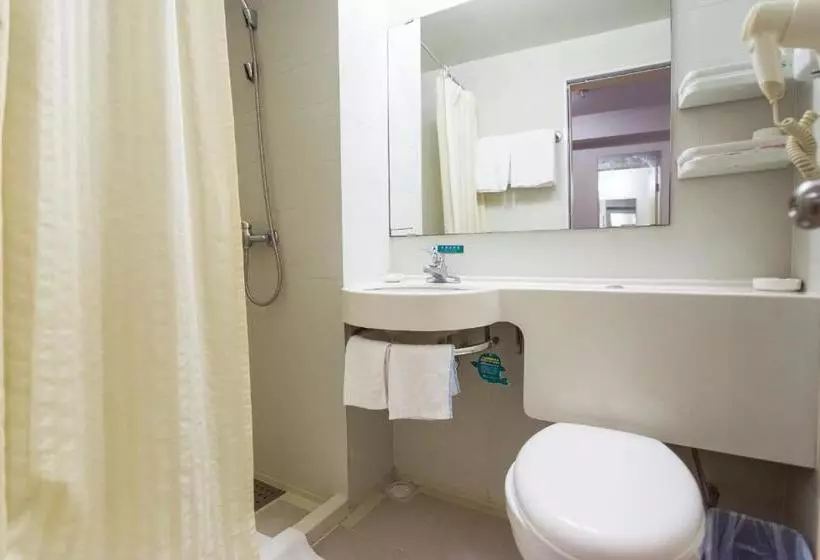 Fotos del hotel Jinjiang Inn Guangzhou Sanyuanli Avenue Heyi Street:  6