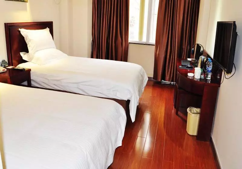 Fotos del hotel Greentree Inn Hefei Baohe District West Wuhu Road Jinzhai Road Express:  8