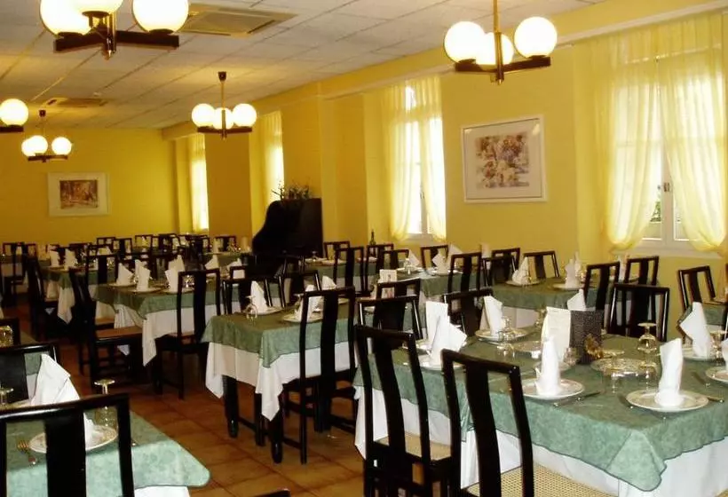 Fotos del hotel Hôtel Royal:  9